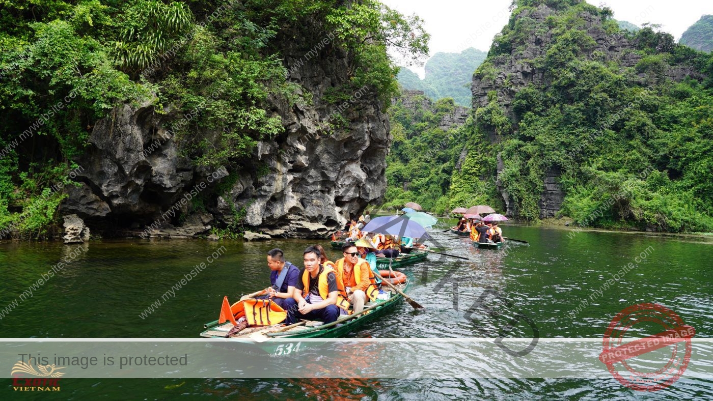  Team building in Viet Nam - UNESCO World Heritage Sites