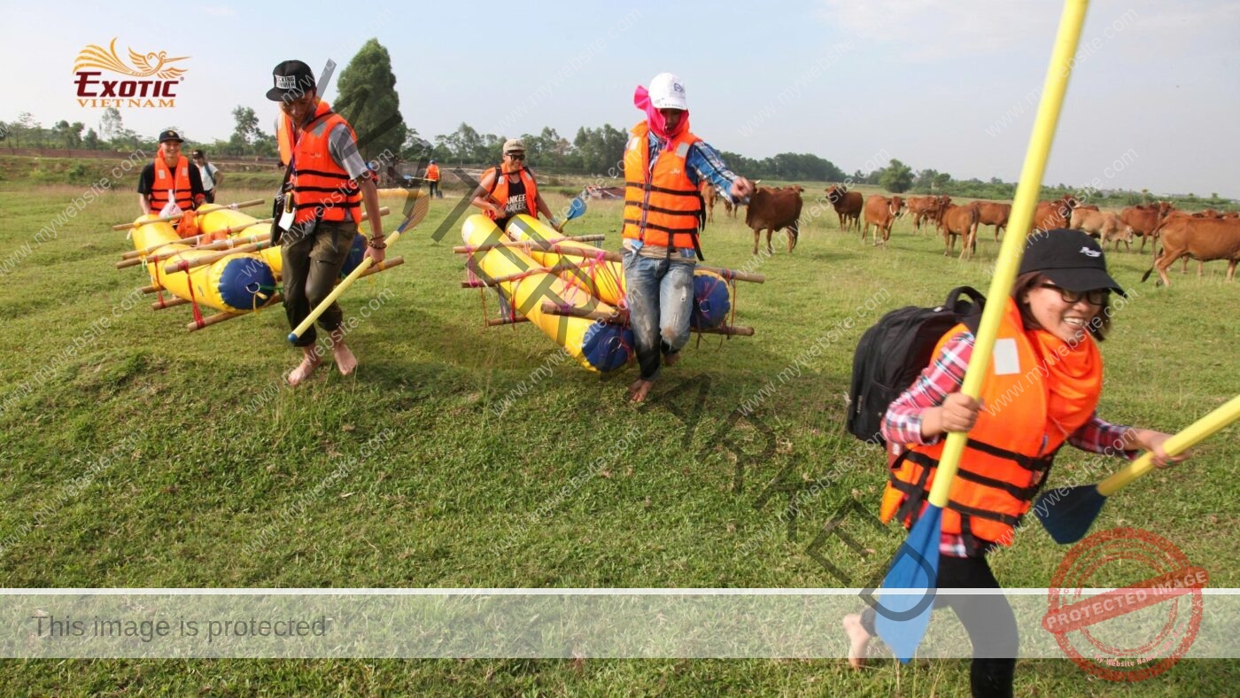 Team Building tại làng Đào Thục Hà Nội