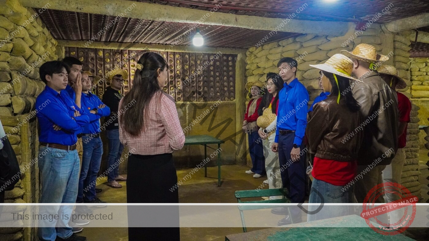 Team Building in A Pa Chai