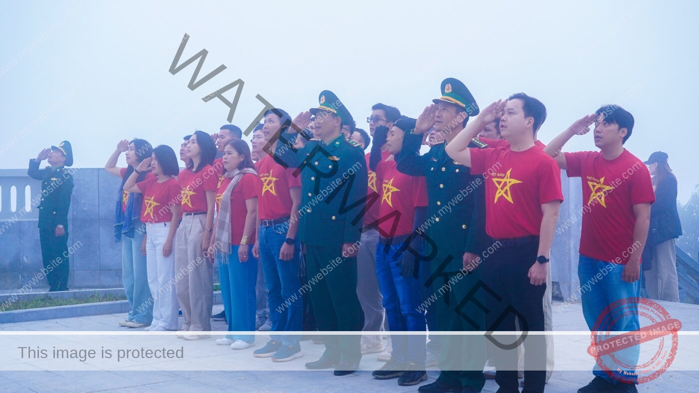 Team Building in A Pa Chai